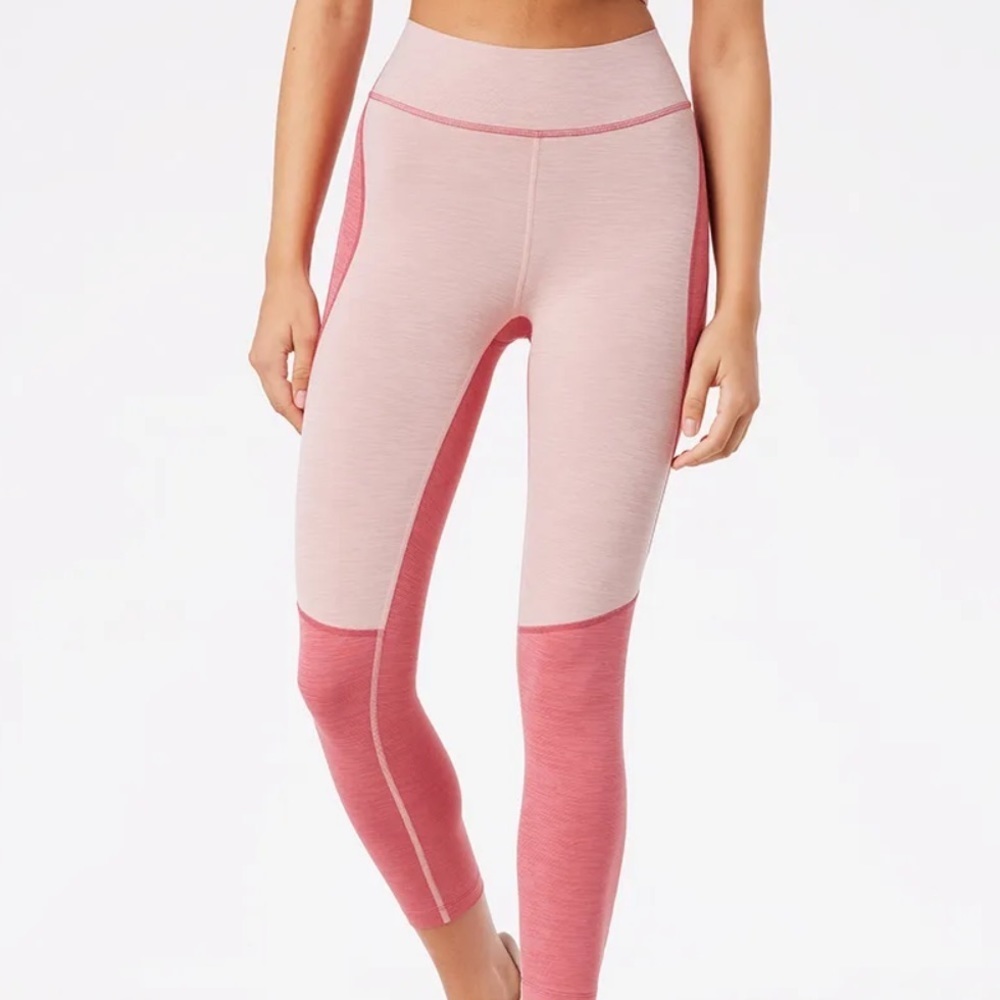 Outdoor Voices 2-Tone Tech Sweat Cropped 3/4 Leggings (pink and purple)